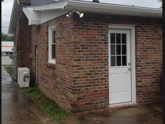 Private back entrance