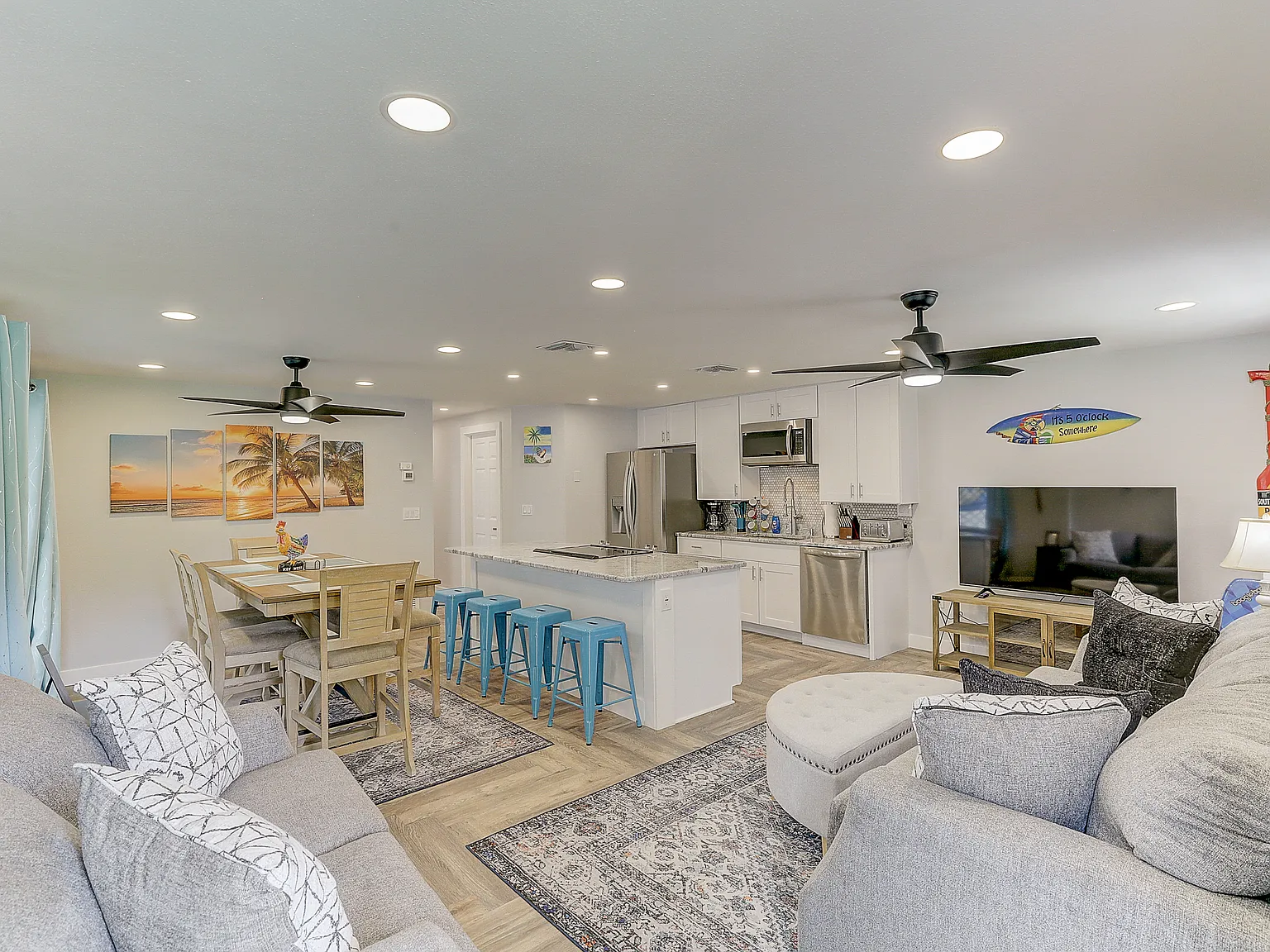2 bed, 900 sqft, $1,850 — Photo 2