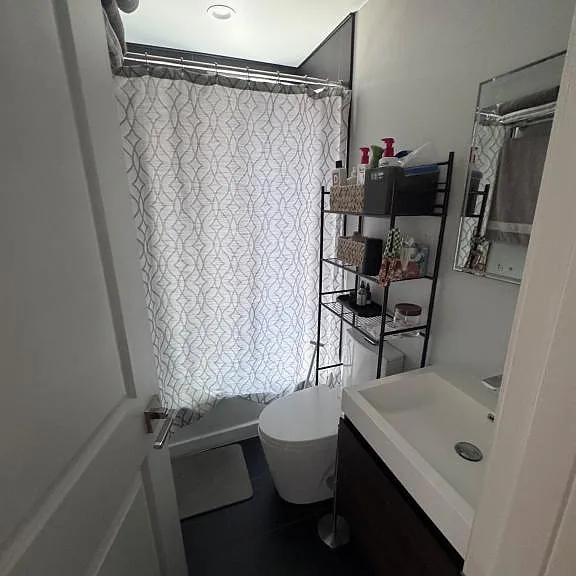 419 W Eugenie St #2R — Photo 4