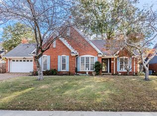 8245 Linkwood Ln, Cordova, TN 38018