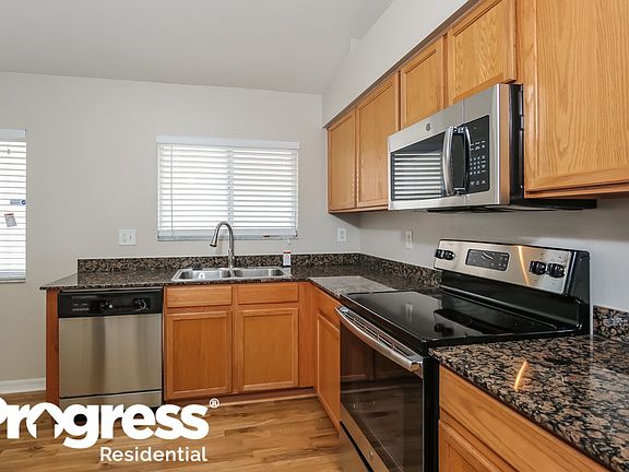 5th image of 11026 Whittney Chase Dr