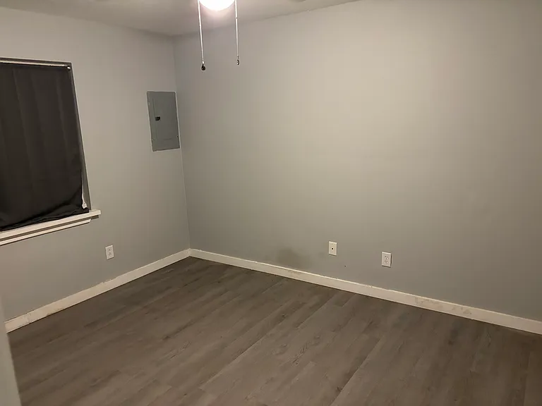 863 Johnson Ave #1 — Photo 8
