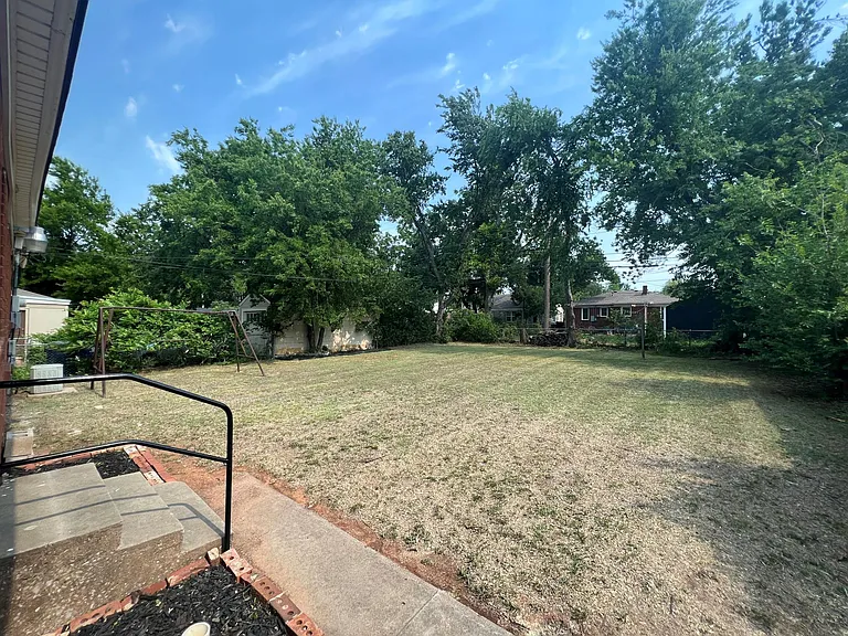 508 NW 51st St — Photo 14
