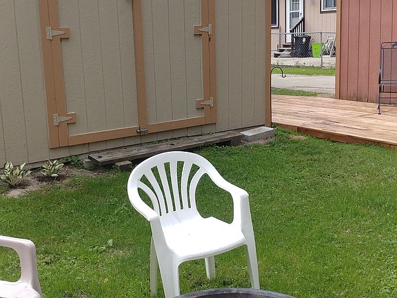 3rd image of 9109 Island Dr