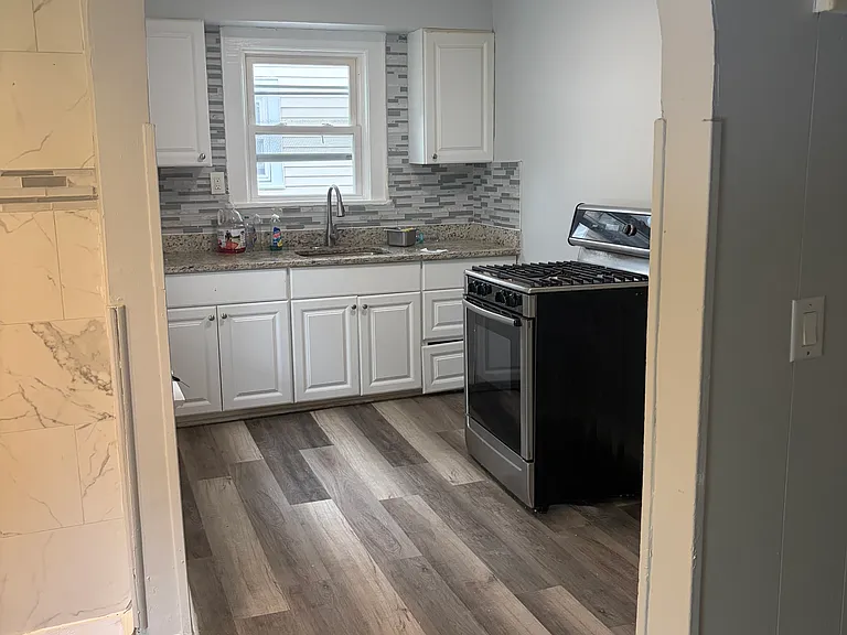 387 Main St #2 — Photo 9