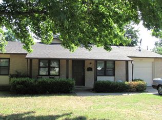 625 Donley Dr, Euless, TX 76039