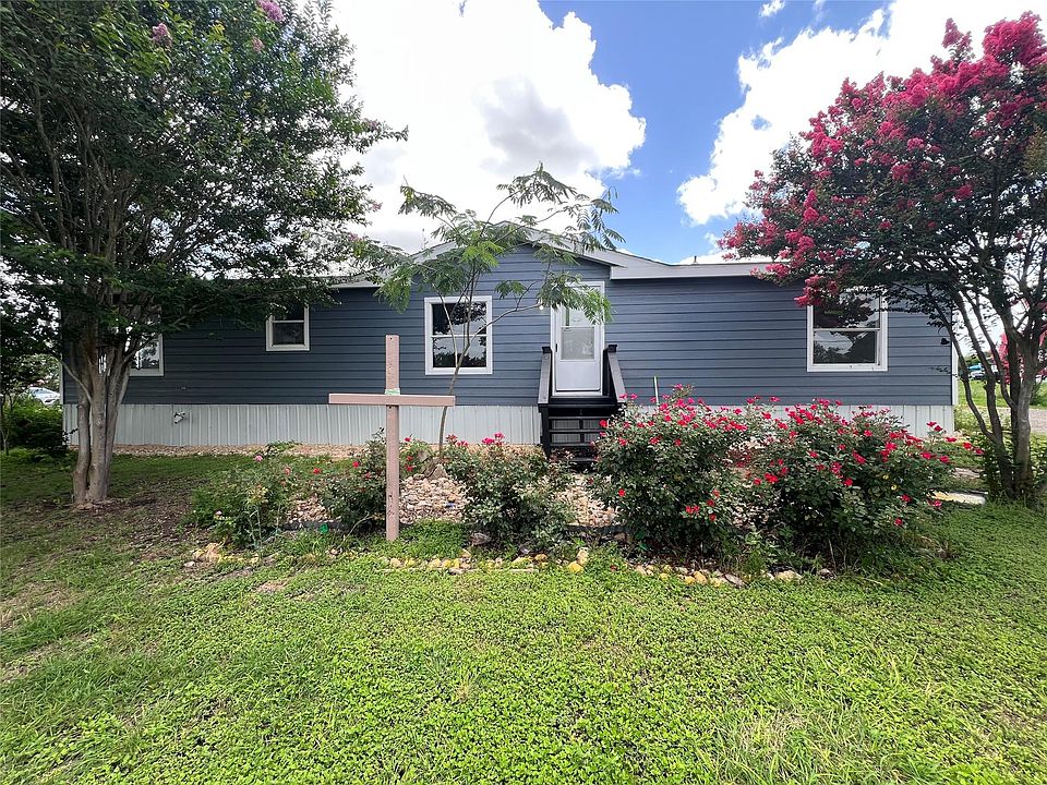 1st image of 330 Grandview Dr