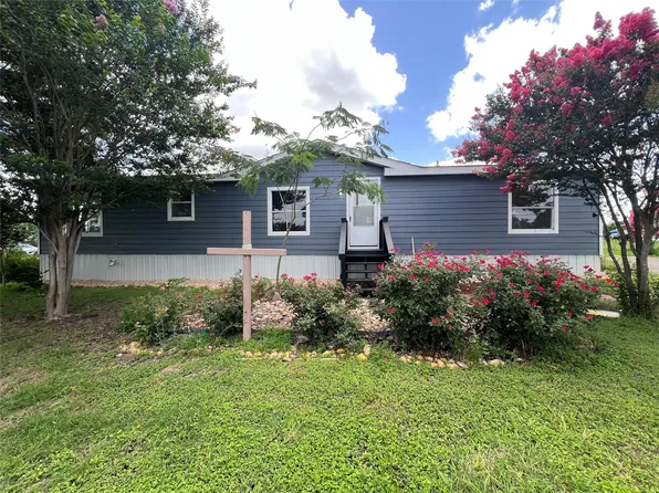 330 Grandview Dr, San Marcos, TX 78666