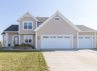 2422 Sedwick Dr, Normal, IL 61761