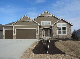 3942 21st St, Leavenworth, KS 66048