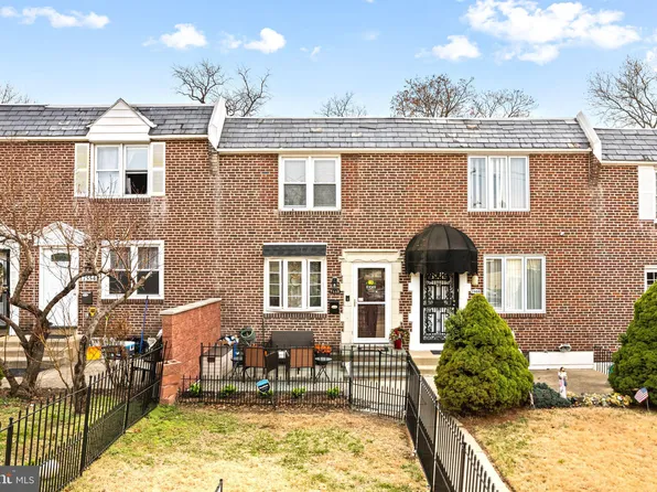 7556 Brockton Rd, Philadelphia, PA 19151