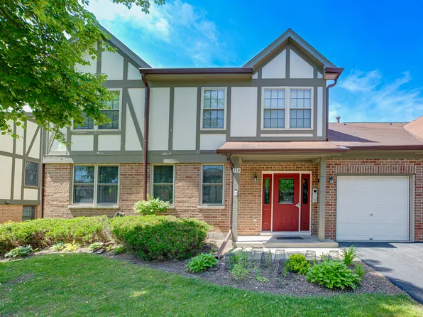 310 Carriage Way #2-D, Bloomingdale, IL 60108