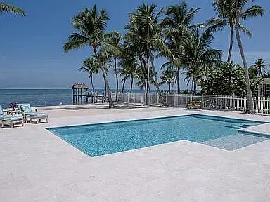 3 bed, 2.0 bath, 1686 sqft, $24,000 — Photo 4