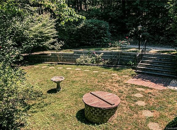 4th image of 245 Gypsy Ln