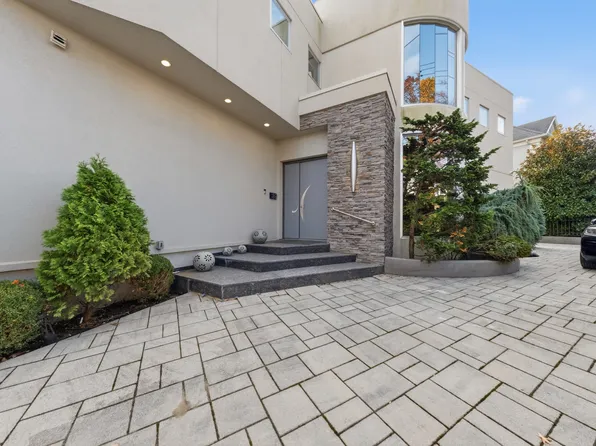 186 Flagg Place image 45 of 45