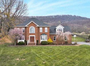 2010 Mountain View Rd, Vinton, VA 24179