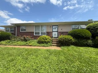 490 Sunliner Dr, Nashville, TN 37209