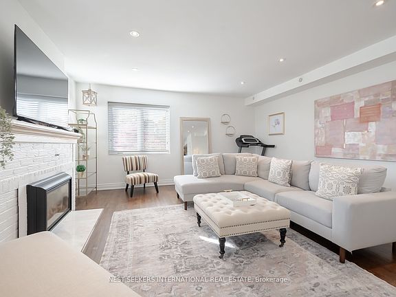 4th image of 963 Avenue Rd #3