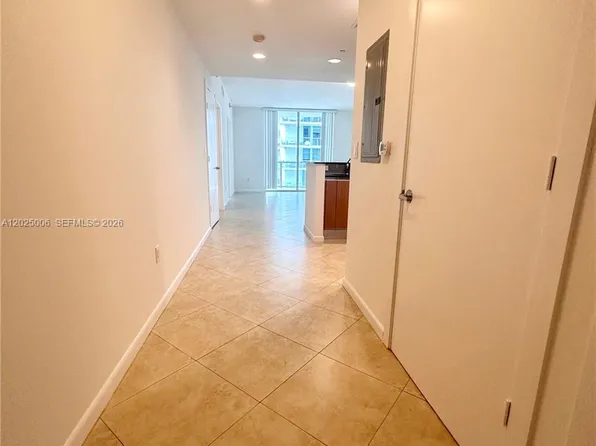 1060 Brickell Ave, Miami, FL