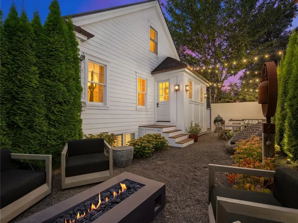 2400 E Louisa Street, Seattle, WA 98112