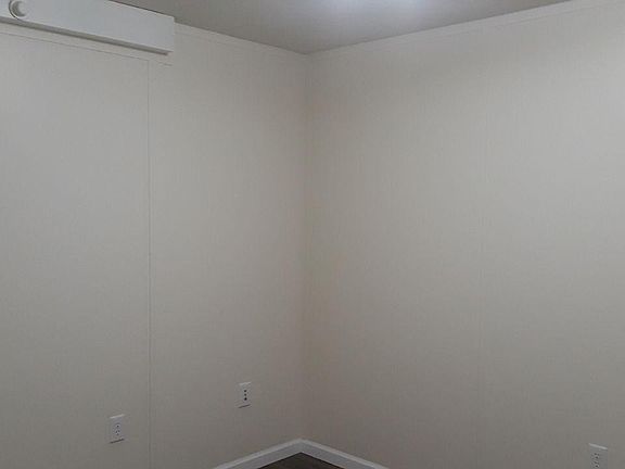 Bedroom/Study with Closet