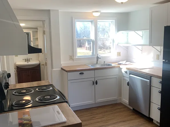 1 Plain St, Rockland, MA 02370