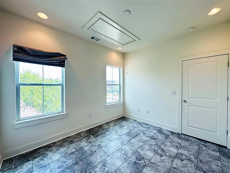 2716 Halcyon Dr #38 — Photo 9