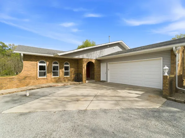 11917 N 470 E, Demotte, IN 46310