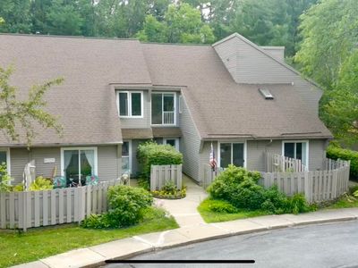 602 S Beach Road, South Burlington, VT, 05403