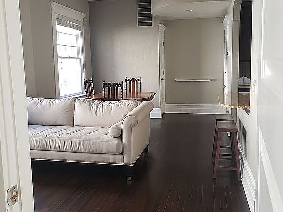 5th image of 415 E 300 S APT 4