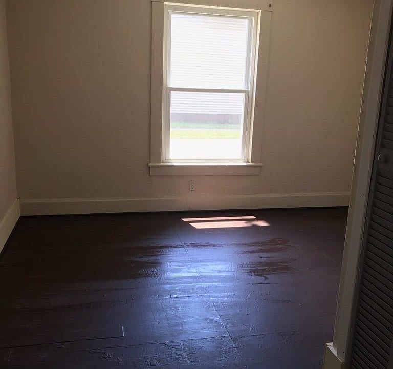 2nd image of 74 W Stevens St