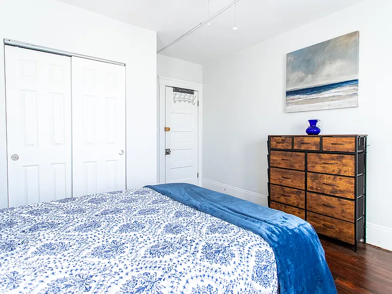 10605 Ashbury Ave — Photo 18