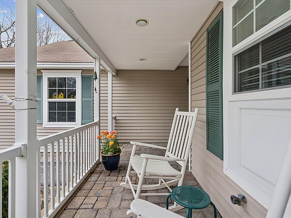 4th image of 16 Dunnhill Drive #26