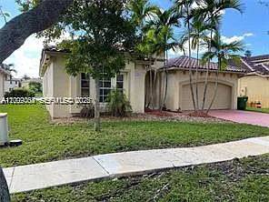 12860 SW 51st St Photo 1