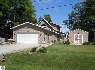 3533 Lakeshore Dr, Lupton, MI 48635