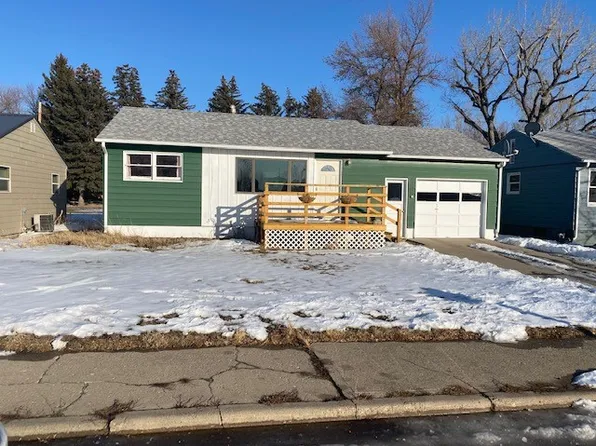 930 Turner Ave, Shelby, MT 59474