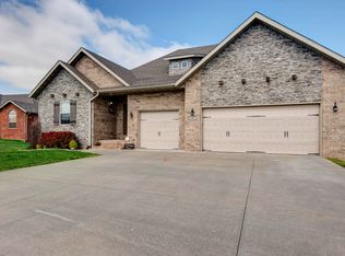 1107 N 20th Ave, Ozark, MO 65721