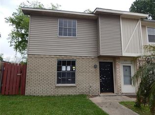249 Meadows Dr, Destrehan, LA 70047