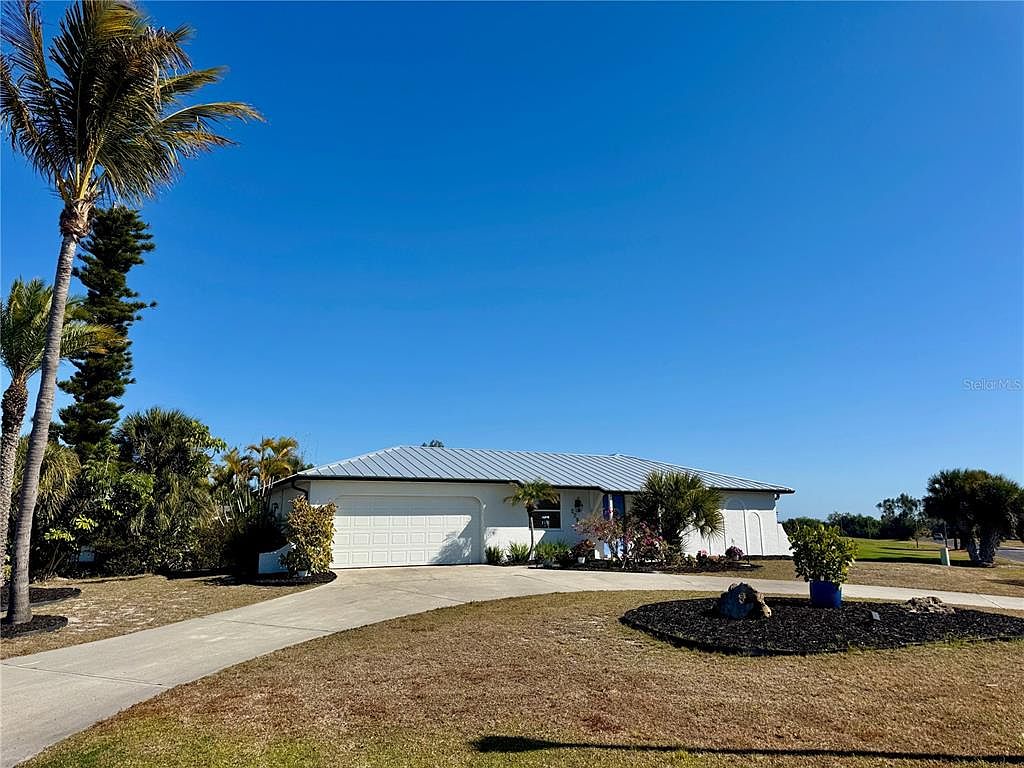 118 Rotonda Cir