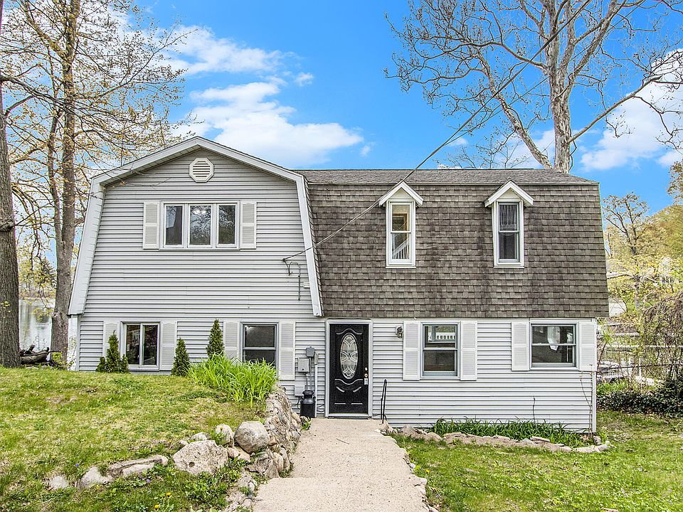 12372 Hubbards Cove Dr, Plainwell, MI 49080 Zillow