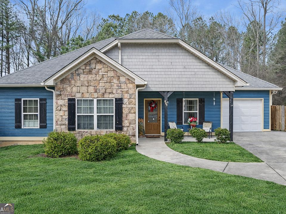 1st image of 825 Shannon Cir NE