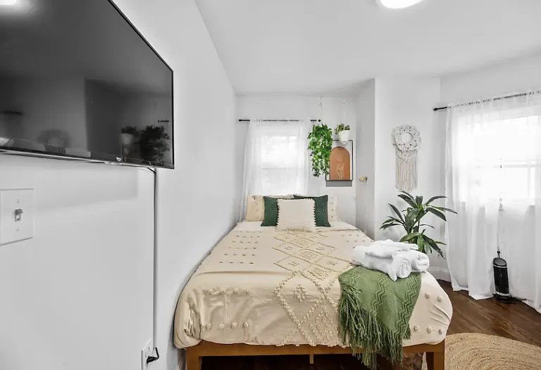 131 Bristol St #2 — Photo 8