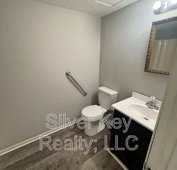 311 Sunset Dr #10 — Photo 7