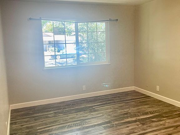 5th image of 112 Goya Dr