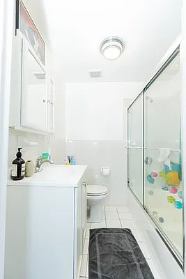 Rented by Compass | media 22