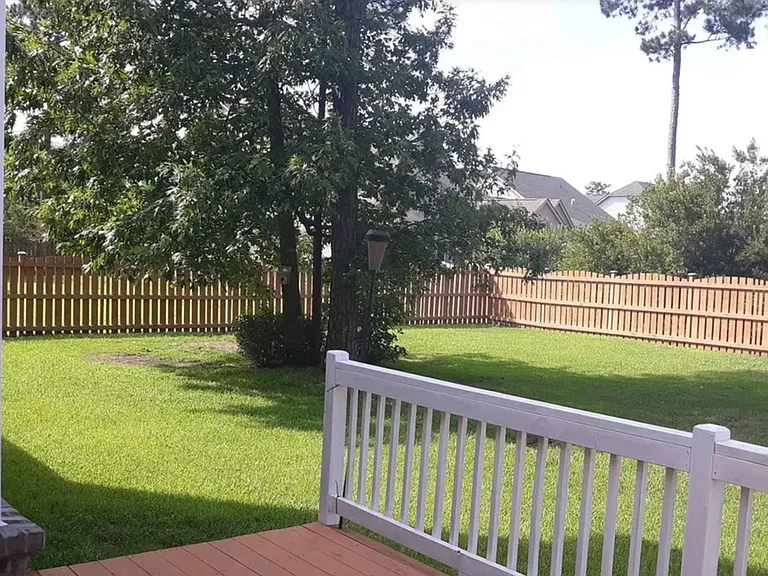421 Brushfield Park Dr — Photo 7