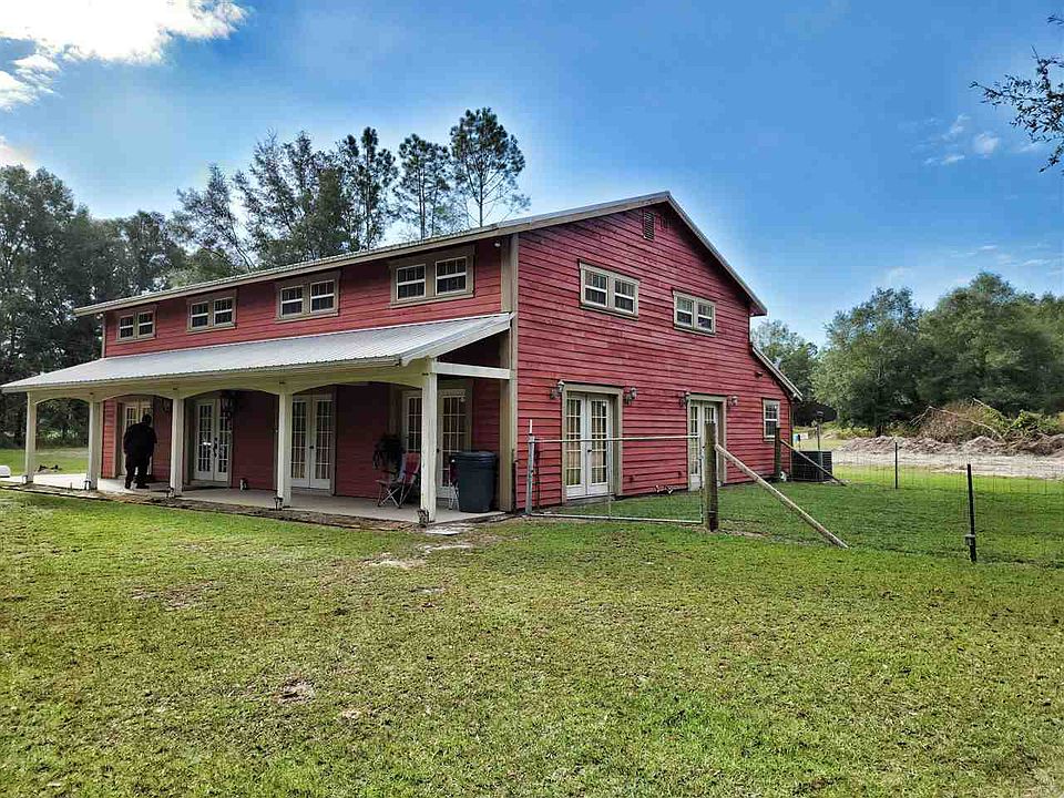 1st image of 1484 SE Coolidge Trl