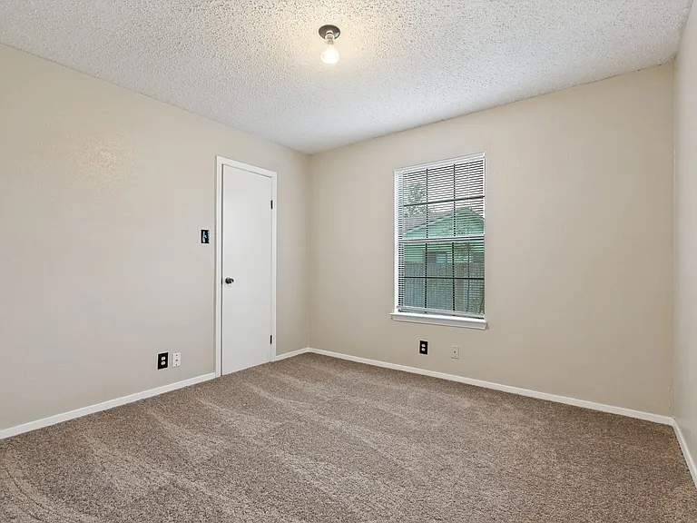 6991 Sunset Village Dr — Photo 18