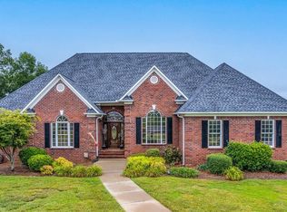 455 Harbour View Dr, Chesnee, SC 29323