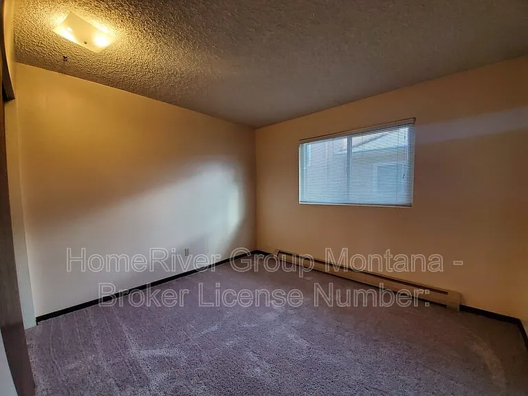909 Pattee Creek Dr #E — Photo 6
